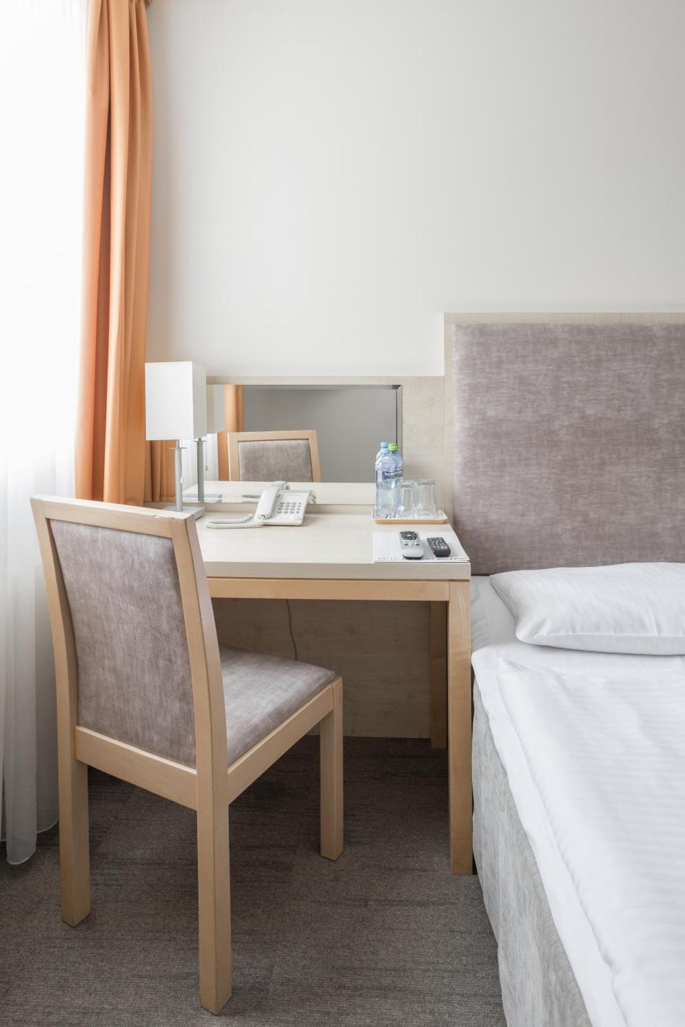 Hotel Orange פז'ז'מירובו מראה חיצוני תמונה