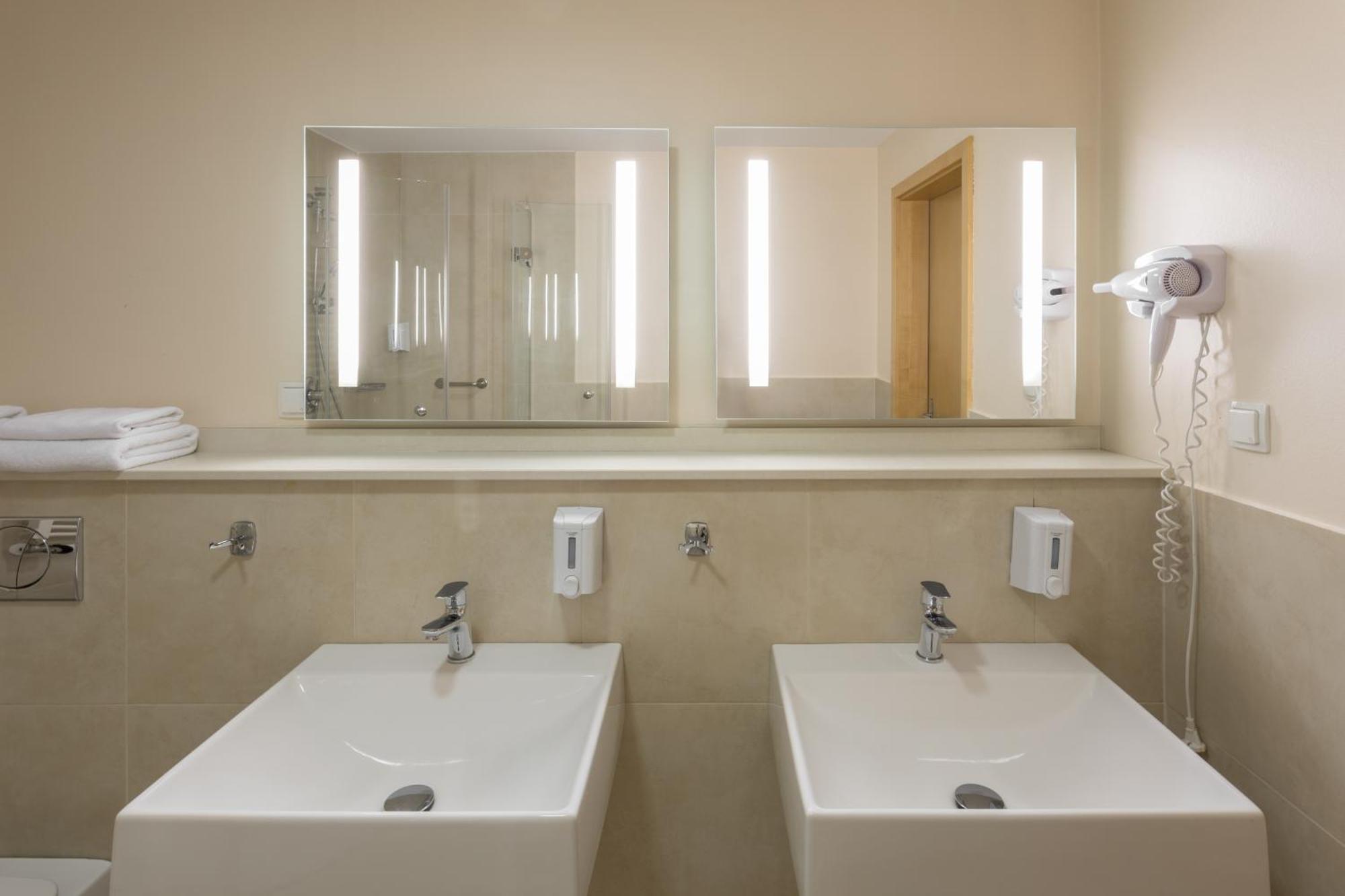 Hotel Orange פז'ז'מירובו מראה חיצוני תמונה
