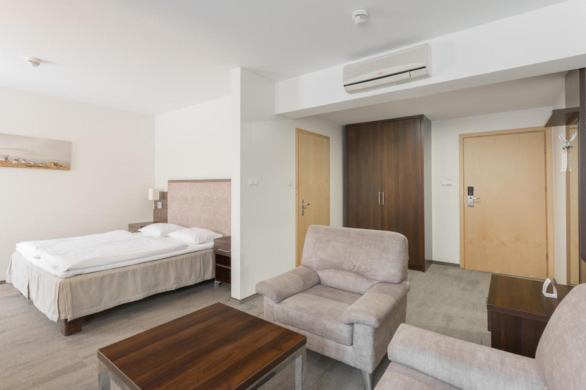 Hotel Orange פז'ז'מירובו מראה חיצוני תמונה